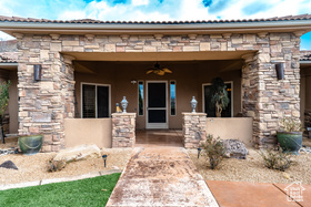Photo 3 for 865 S Seminole Way