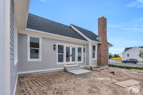 Photo 3 for 481 S Main St #139