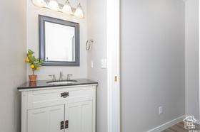 Photo 6 for 441 E Sunland Dr #25