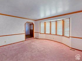 Photo 4 for 181 W Lomond Dr
