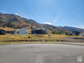 1586 N Sharptail Cir MLS #2066613