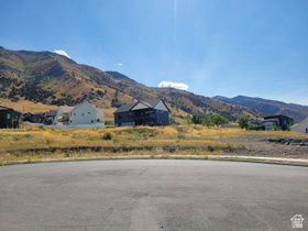 1586 N Sharptail Cir MLS #2066613