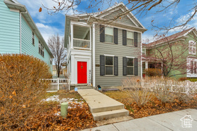Photo 1 for 11716 S Grandville Ave