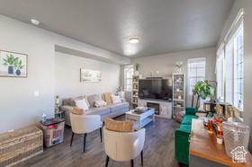 Photo 5 for 1656 S Prevedel Dr