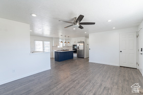 Photo 6 for 481 E Laurelwood Dr