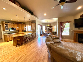 Photo 5 for 9575 Aztec Dr