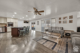 Photo 4 for 263 S Silver Maple Dr