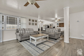 Photo 3 for 263 S Silver Maple Dr