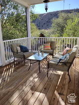 Photo 4 for 653 Spring Canyon Rd