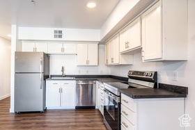 Photo 6 for 443 Kane Creek Blvd #B111