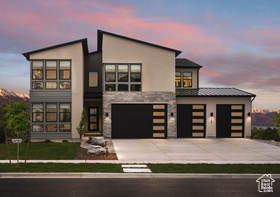 Photo 1 for 438 N Pinnacle Ln #1
