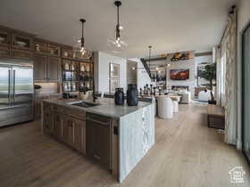 Photo 6 for 438 N Pinnacle Ln #1
