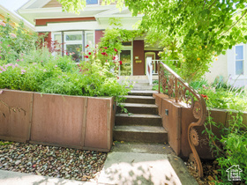 Photo 4 for 258 N J St