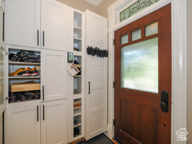 Photo 6 for 258 N J St