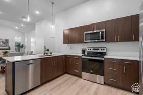 Photo 6 for 1502 N Utah Cottage Dr #C
