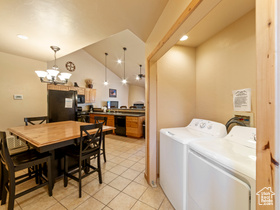 Photo 4 for 2 Desert Wind Dr #2