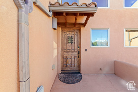 Photo 2 for 2 Desert Wind Dr #2