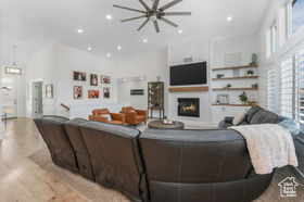 Photo 6 for 3065 E Lake Vista Dr