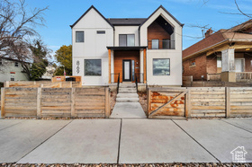 Photo 1 for 869 S Washington St #101