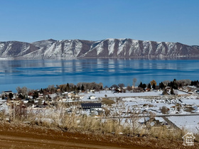 313 N Lake Vista Dr MLS #2070246