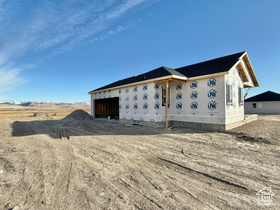 Photo 2 for 18068 N 6000 West