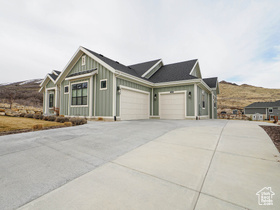 Photo 3 for 15118 S Spring Canyon Dr