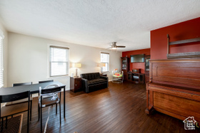 Photo 4 for 2348 Iowa Ave