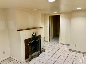 Photo 5 for 625 W Main St