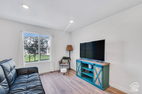 Photo 5 for 388 N Regatta Ln