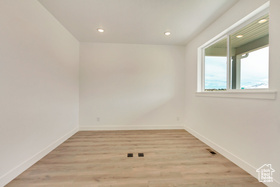 Photo 4 for 8077 N Bristle Cone Rd