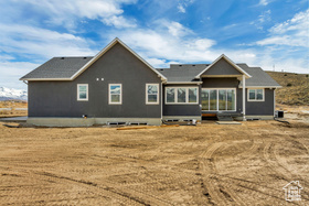 Photo 3 for 8077 N Bristle Cone Rd