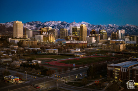 Photo 4 for 276 W Bishop Place #5-21