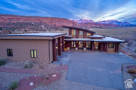 Photo 4 for 273 Mustang Dr