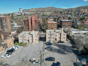 Photo 3 for 146 E 2nd Ave