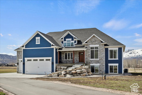 Photo 2 for 8307 E Highway 39