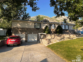 Photo 1 for 2103 S Mountain Vista Ln