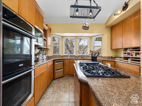 Photo 5 for 9750 S Tayside Dr