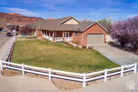 Photo 3 for 494 E Kachina Way