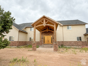 Photo 1 for 1841 S Stagecoach Rd