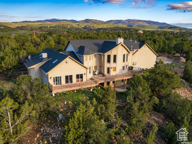 Photo 2 for 1841 S Stagecoach Rd