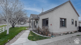 Photo 4 for 480 E 200 North
