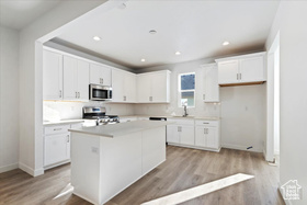Photo 2 for 913 S Mathilda Dr #259