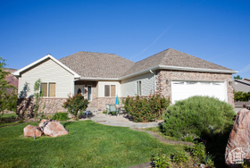 Photo 2 for 98 E Mt Peale Dr
