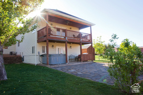 Photo 3 for 98 E Mt Peale Dr