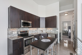 Photo 6 for 1051 W Rooftop Dr #401