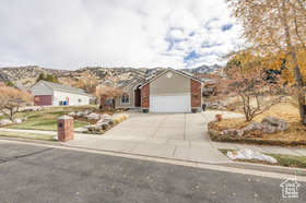 Photo 5 for 240 Bugle Way