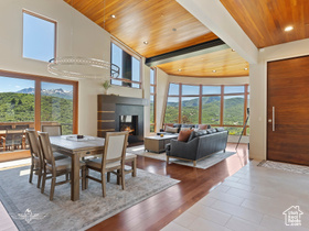 Photo 4 for 6639 E Chaparral Rd