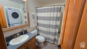 Photo 2 for 150 S West Village Cir #8