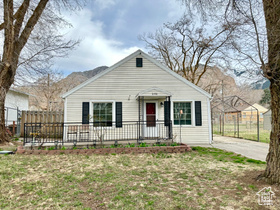 Photo 2 for 2170 S Polk Ave