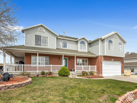 Photo 3 for 4572 W Bingham Park Dr